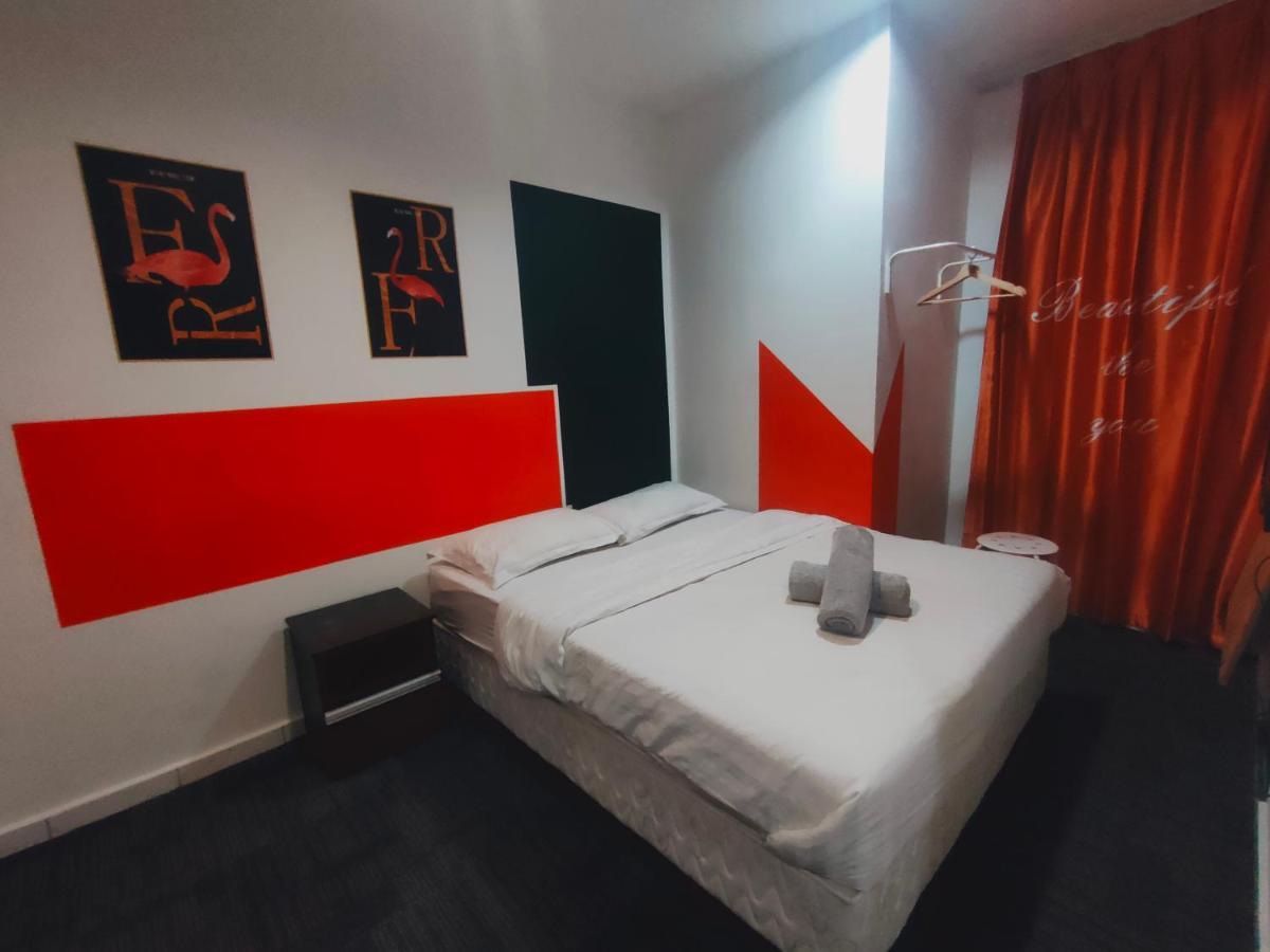 Allbes Parklands Hotel Klang Exterior photo